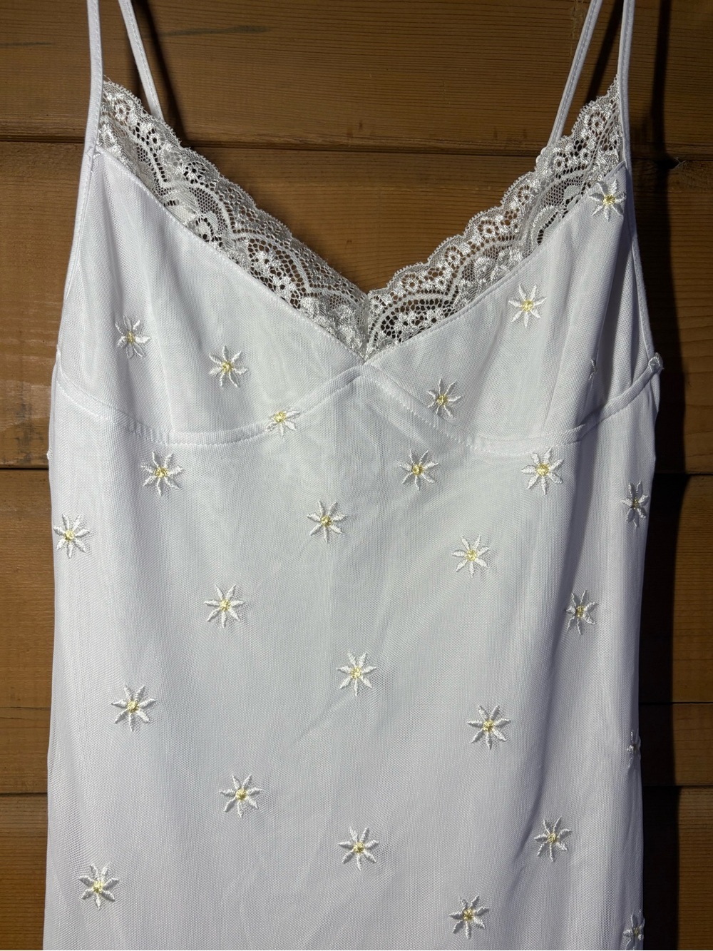 Motel Rocks White Daisy Lace Slip Mini Dress- White Graduation Dress- Size M - Picture 4 of 12